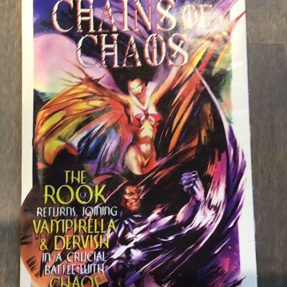 A pair of vintage Early 90s Harris comics Vampirella. Comic books  - Picture 4 of 6